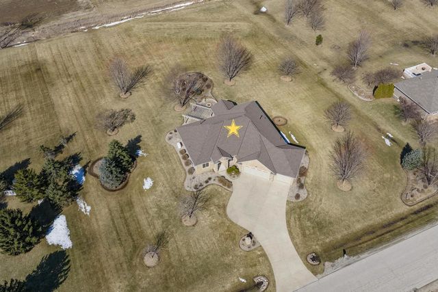 2660 WHITEGATE TRAIL, De Pere, WI 54115