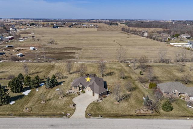2660 WHITEGATE TRAIL, De Pere, WI 54115
