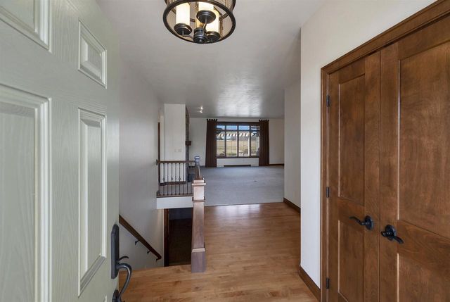 2660 WHITEGATE TRAIL, De Pere, WI 54115