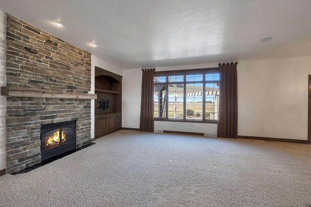 2660 WHITEGATE TRAIL, De Pere, WI 54115