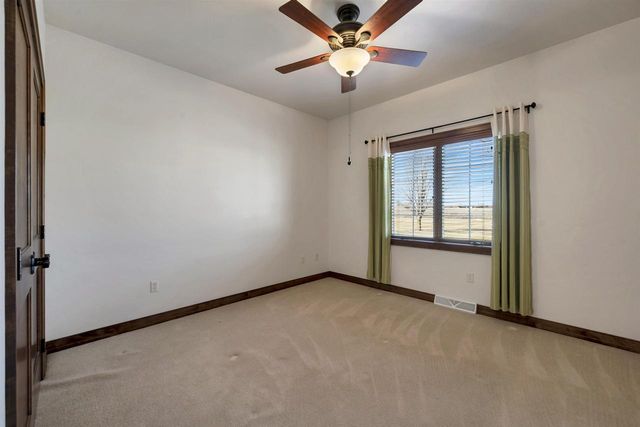 2660 WHITEGATE TRAIL, De Pere, WI 54115