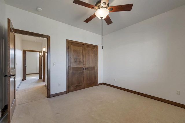 2660 WHITEGATE TRAIL, De Pere, WI 54115