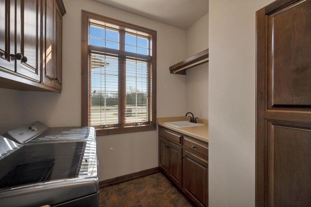 2660 WHITEGATE TRAIL, De Pere, WI 54115