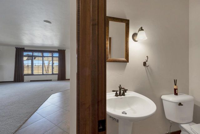 2660 WHITEGATE TRAIL, De Pere, WI 54115