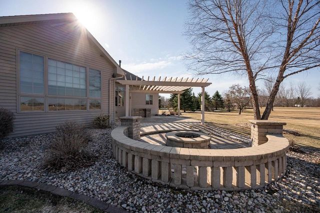 2660 WHITEGATE TRAIL, De Pere, WI 54115