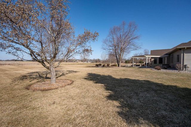 2660 WHITEGATE TRAIL, De Pere, WI 54115