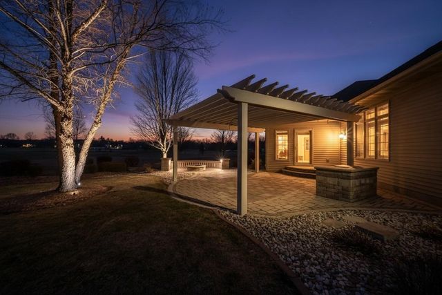 2660 WHITEGATE TRAIL, De Pere, WI 54115