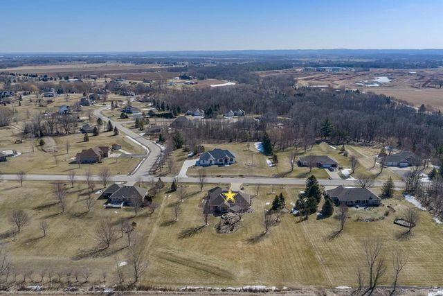 2660 WHITEGATE TRAIL, De Pere, WI 54115