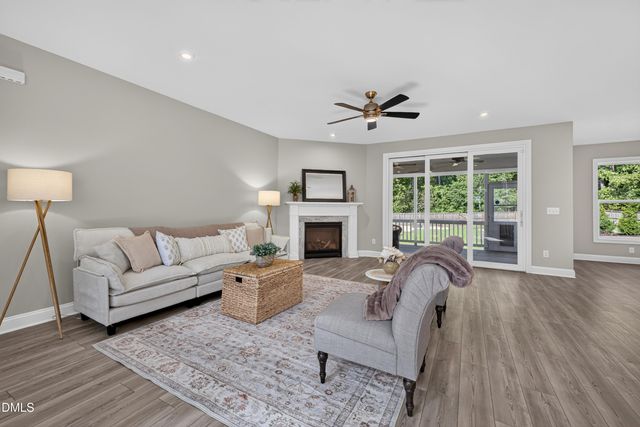 4316 Mosaic Court, Apex, NC 27539