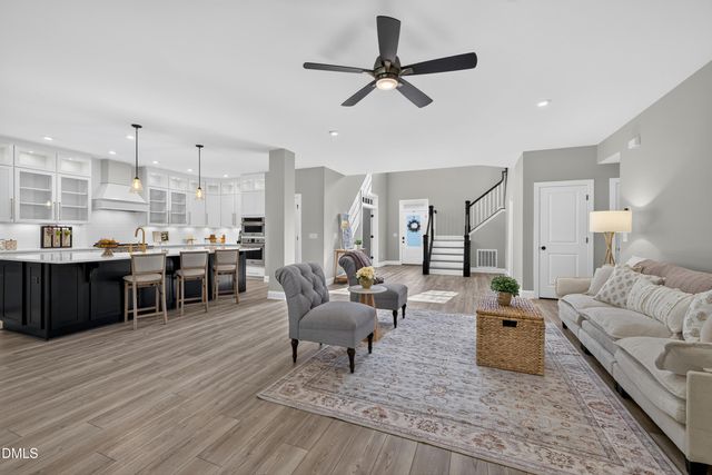 4316 Mosaic Court, Apex, NC 27539