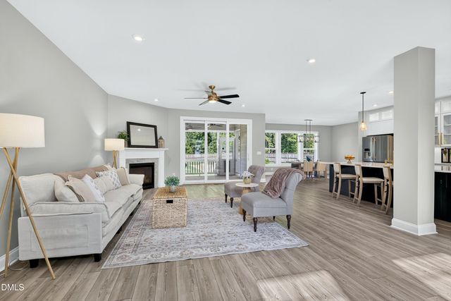 4316 Mosaic Court, Apex, NC 27539