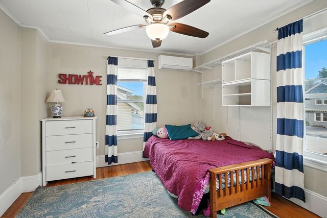 53 Davenport St, Chicopee, MA 01013