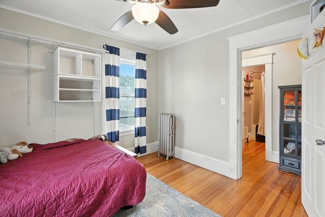 53 Davenport St, Chicopee, MA 01013