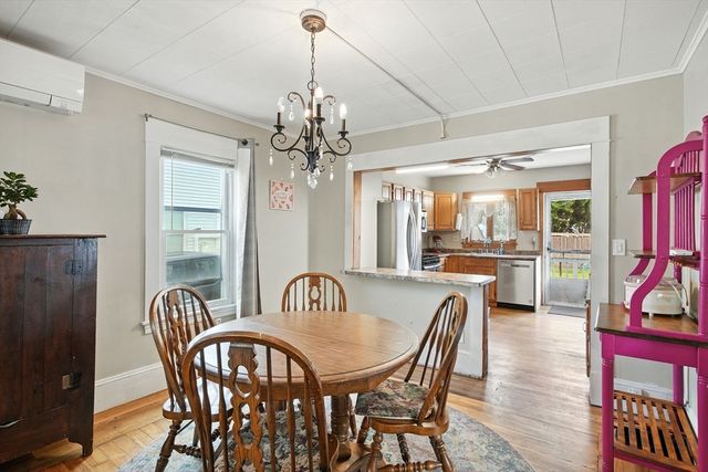 53 Davenport St, Chicopee, MA 01013
