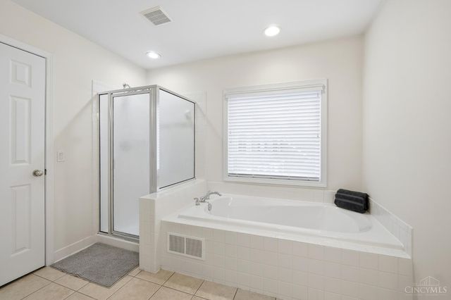 1444 Nauticus Cove, Miami Twp, OH 45140