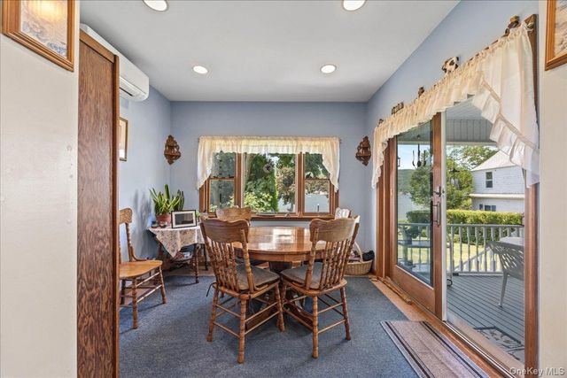 9 Walts Way, Greenwood Lake, NY 10925
