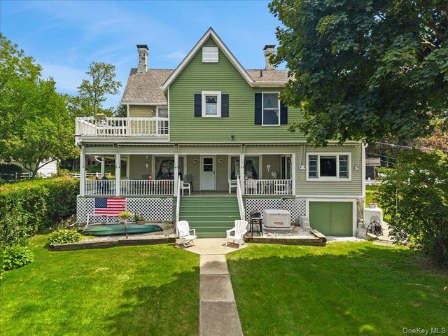 9 Walts Way, Greenwood Lake, NY 10925