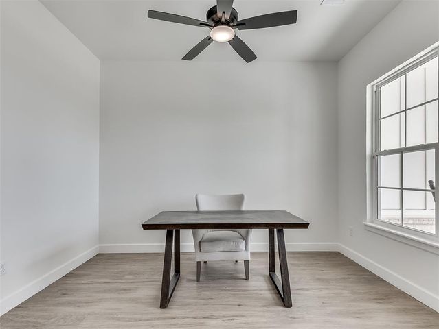 6921 Lake View Court, Cashion, OK 73016