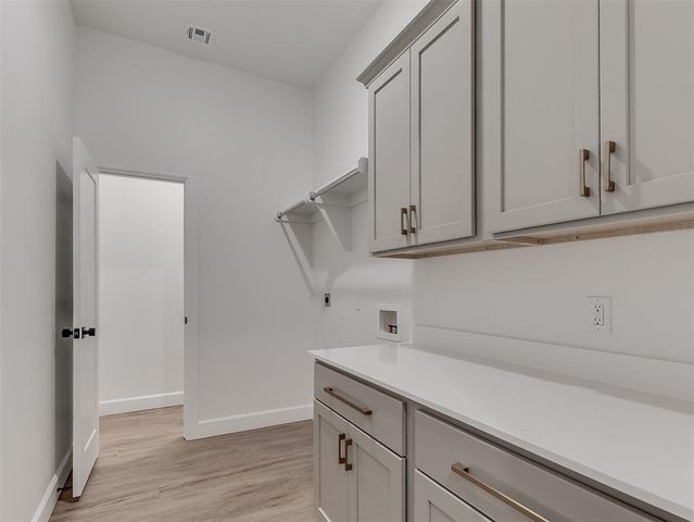 6921 Lake View Court, Cashion, OK 73016