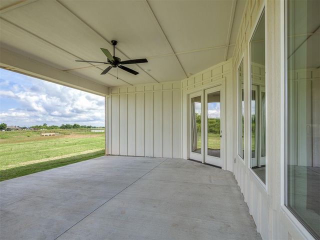 6921 Lake View Court, Cashion, OK 73016