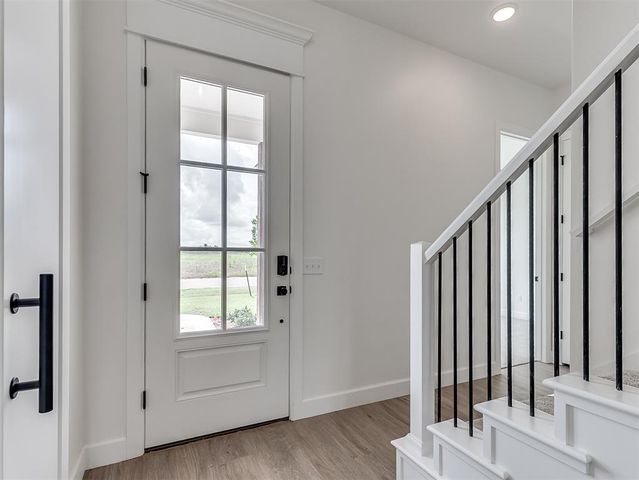 6921 Lake View Court, Cashion, OK 73016