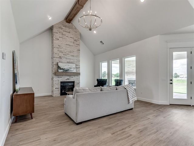 6921 Lake View Court, Cashion, OK 73016