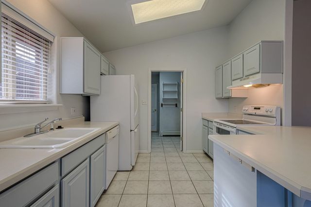 588 E Greenfield Circle, Grand Junction, CO 81504