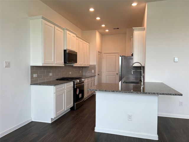 5719 Foggy Vine Court, Fulshear, TX 77441