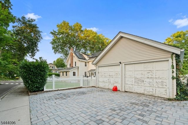 251 High St, Nutley Twp., NJ 07110