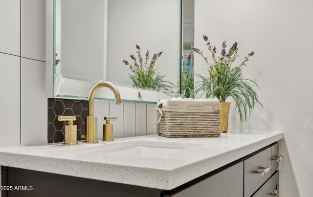 8728 E VIA DE VIVA --, Scottsdale, AZ 85258