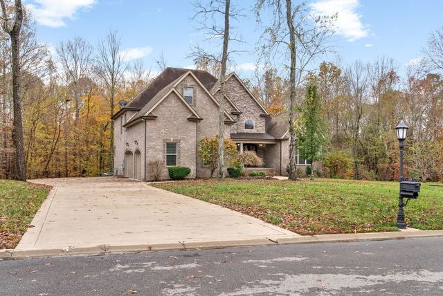 1620 Wonderboy Ct, Clarksville, TN 37042