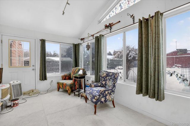 9102 N Genesee Road, Thetford Township, MI 48458