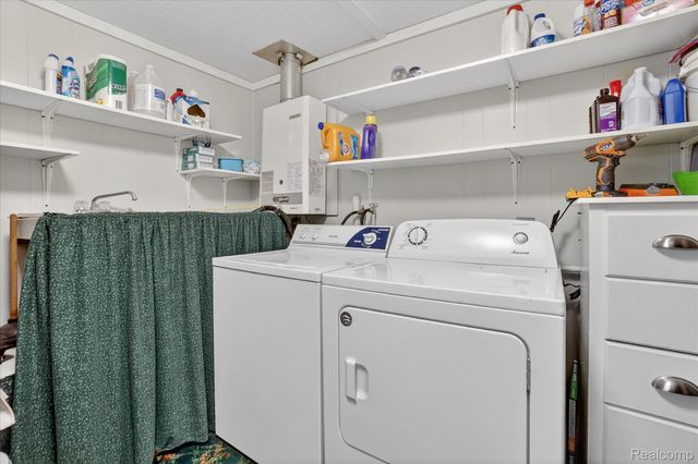 9102 N Genesee Road, Thetford Township, MI 48458