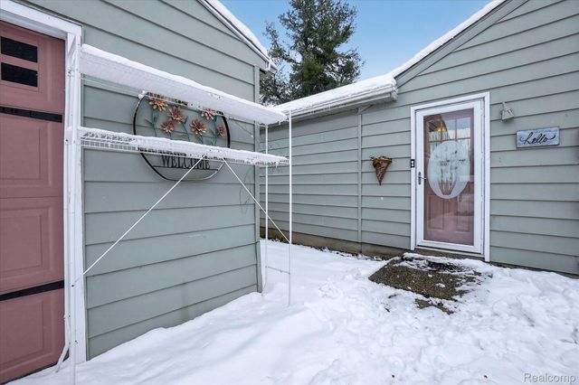 9102 N Genesee Road, Thetford Township, MI 48458