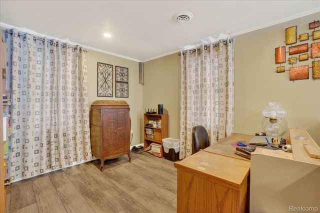 9102 N Genesee Road, Thetford Township, MI 48458