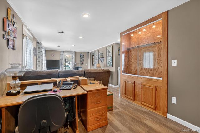 9102 N Genesee Road, Thetford Township, MI 48458