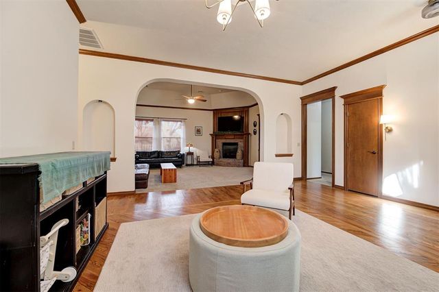 4315 Gallant Fox Drive, Edmond, OK 73025