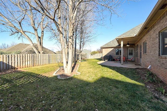 4315 Gallant Fox Drive, Edmond, OK 73025