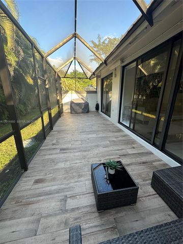 9871 NW 52nd Ln 0, Doral, FL 33178