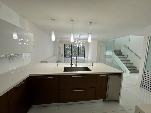 9871 NW 52nd Ln 0, Doral, FL 33178