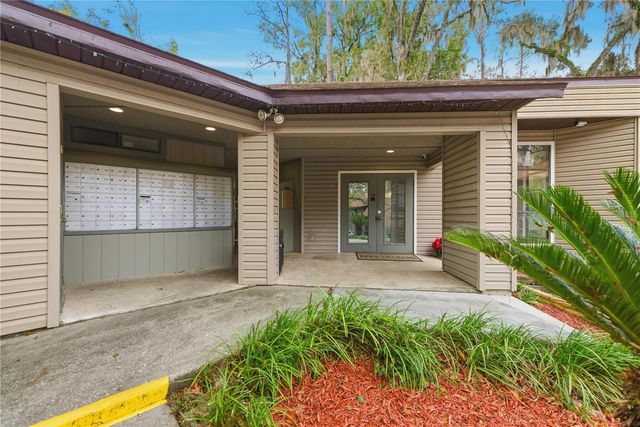 111 SE 16TH AVENUE O302, Gainesville, FL 32601