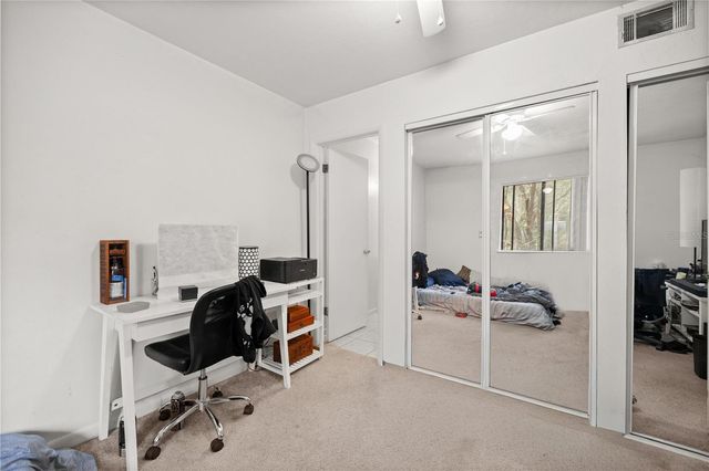 111 SE 16TH AVENUE O302, Gainesville, FL 32601