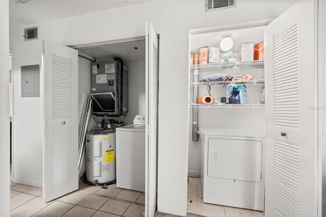 111 SE 16TH AVENUE O302, Gainesville, FL 32601