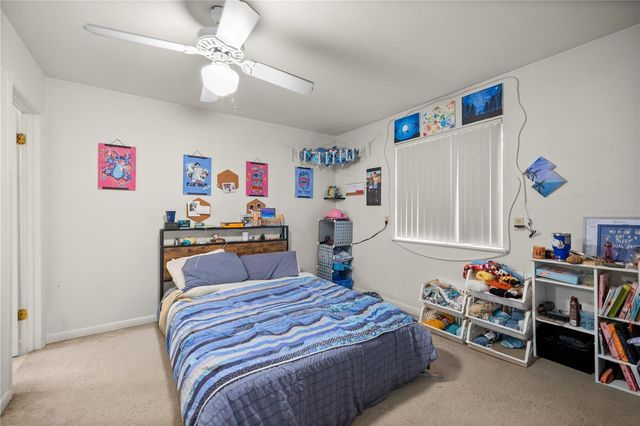 111 SE 16TH AVENUE O302, Gainesville, FL 32601