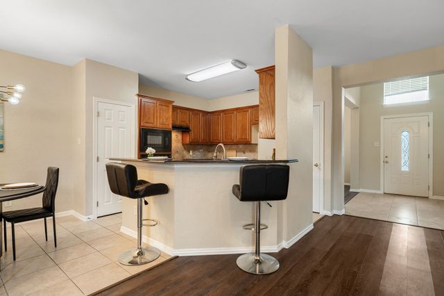 3152 Delaford Drive, Carrollton, TX 75007