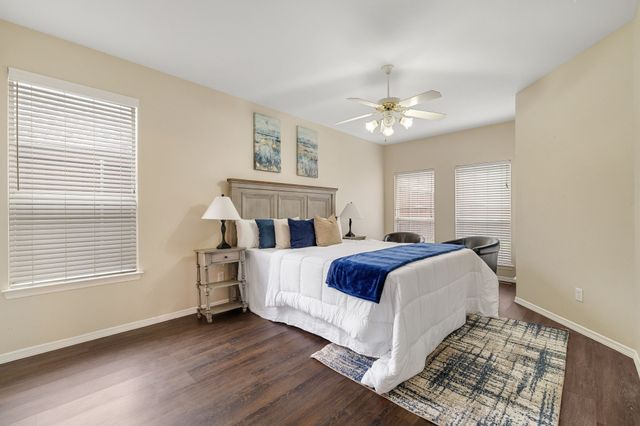 3152 Delaford Drive, Carrollton, TX 75007