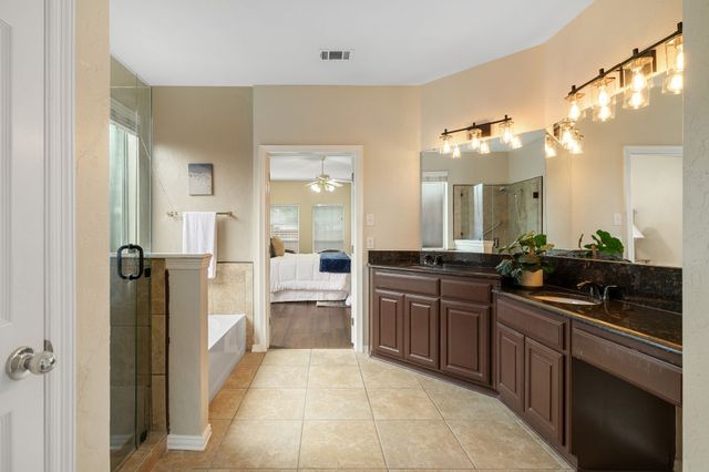 3152 Delaford Drive, Carrollton, TX 75007