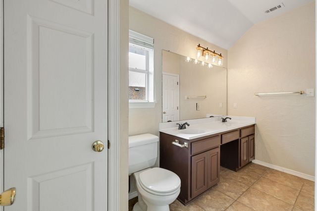 3152 Delaford Drive, Carrollton, TX 75007