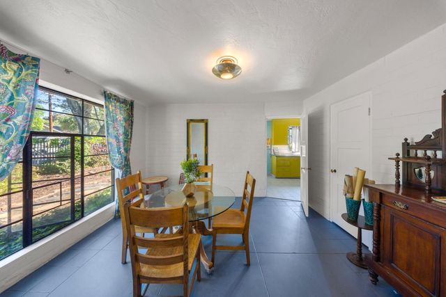 206 Griswold Ave, Modesto, CA 95350