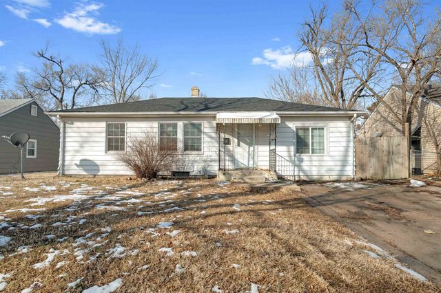 2627 S Washington Ave, Wichita, KS 67216